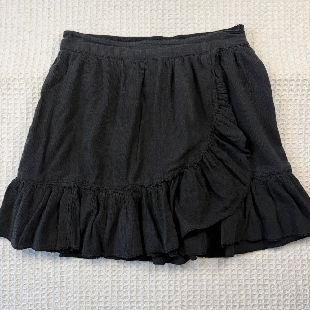 Aerie Black‎ Ruffle Faux Wrap Mini Skirt Gauze Textured Elastic Waist XS
